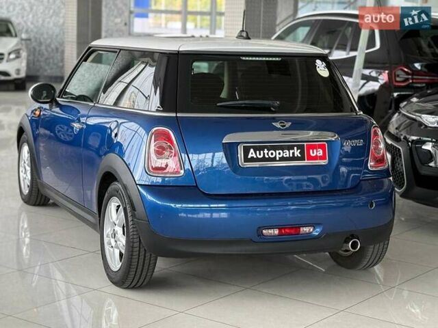 Синій Міні Cooper, об'ємом двигуна 1.6 л та пробігом 156 тис. км за 10440 $, фото 6 на Automoto.ua