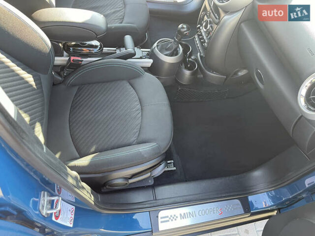 Синий Мини Купер, объемом двигателя 1.6 л и пробегом 140 тыс. км за 11999 $, фото 17 на Automoto.ua