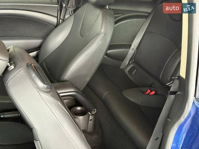Синій Міні Cooper, об'ємом двигуна 1.6 л та пробігом 156 тис. км за 10440 $, фото 14 на Automoto.ua