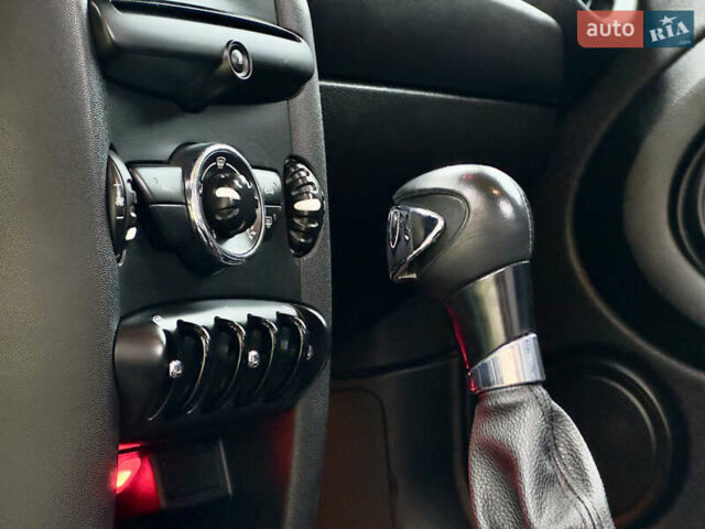 Синій Міні Cooper, об'ємом двигуна 1.6 л та пробігом 231 тис. км за 7300 $, фото 74 на Automoto.ua