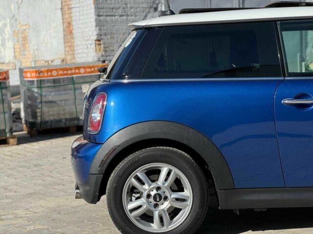 Синий Мини Купер, объемом двигателя 1.6 л и пробегом 158 тыс. км за 7690 $, фото 13 на Automoto.ua
