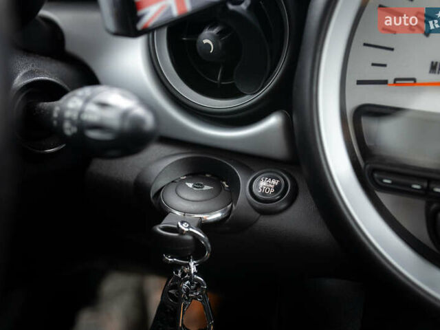 Синий Мини Купер, объемом двигателя 1.6 л и пробегом 134 тыс. км за 10800 $, фото 12 на Automoto.ua