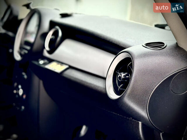 Синій Міні Cooper, об'ємом двигуна 1.6 л та пробігом 233 тис. км за 8300 $, фото 30 на Automoto.ua