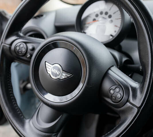 Синий Мини Купер, объемом двигателя 1.6 л и пробегом 134 тыс. км за 10800 $, фото 4 на Automoto.ua