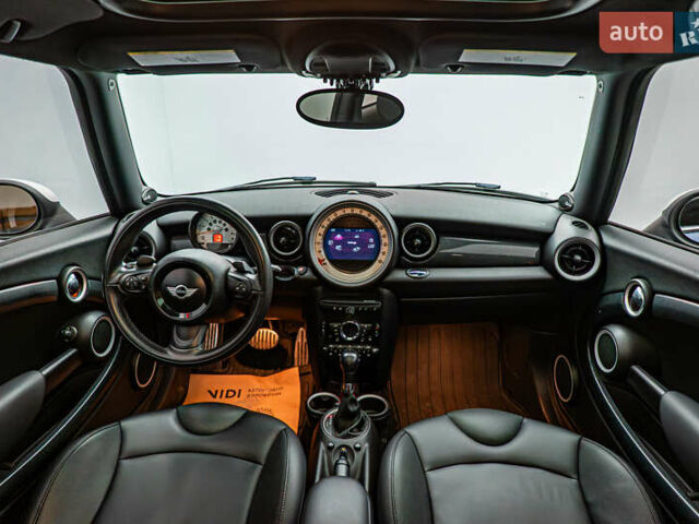 Синий Мини Купер, объемом двигателя 1.6 л и пробегом 105 тыс. км за 9162 $, фото 9 на Automoto.ua