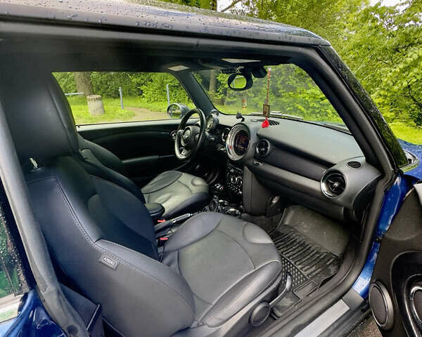Синій Міні Cooper, об'ємом двигуна 1.6 л та пробігом 130 тис. км за 9250 $, фото 8 на Automoto.ua