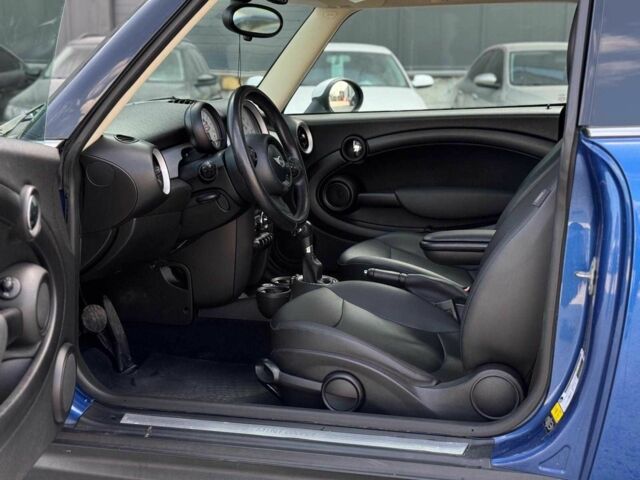 Синий Мини Купер, объемом двигателя 1.6 л и пробегом 158 тыс. км за 7440 $, фото 11 на Automoto.ua