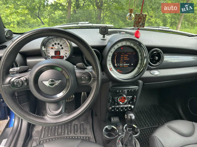 Синій Міні Cooper, об'ємом двигуна 1.6 л та пробігом 130 тис. км за 9250 $, фото 6 на Automoto.ua