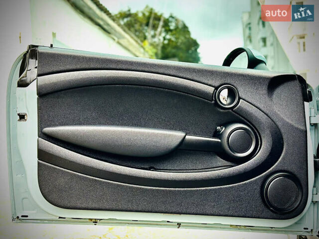 Синій Міні Cooper, об'ємом двигуна 1.6 л та пробігом 233 тис. км за 8300 $, фото 21 на Automoto.ua