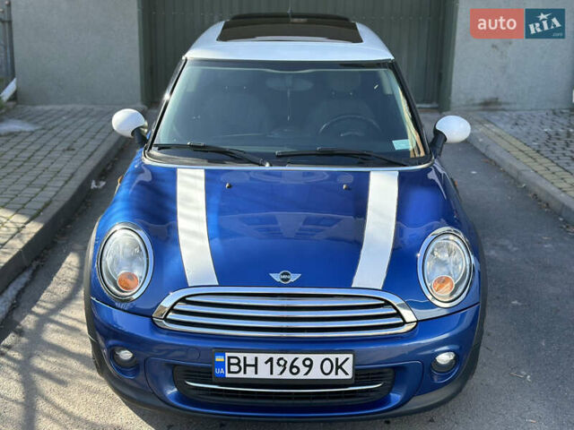 Синий Мини Купер, объемом двигателя 1.6 л и пробегом 157 тыс. км за 7500 $, фото 3 на Automoto.ua