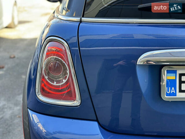 Синий Мини Купер, объемом двигателя 1.6 л и пробегом 157 тыс. км за 7500 $, фото 15 на Automoto.ua