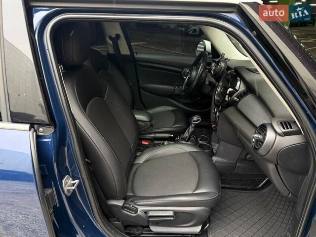Синий Мини Купер, объемом двигателя 1.5 л и пробегом 105 тыс. км за 13990 $, фото 13 на Automoto.ua