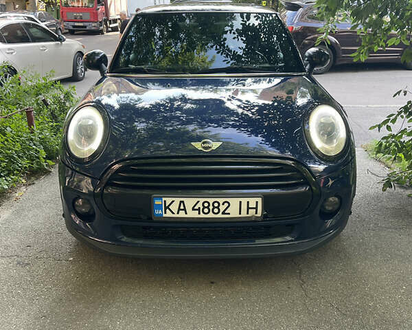 Синий Мини Купер, объемом двигателя 1.5 л и пробегом 151 тыс. км за 12700 $, фото 1 на Automoto.ua
