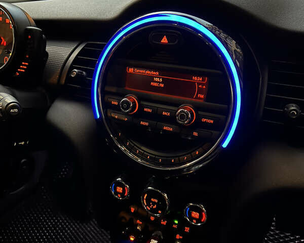 Синій Міні Cooper, об'ємом двигуна 1.5 л та пробігом 125 тис. км за 12000 $, фото 9 на Automoto.ua