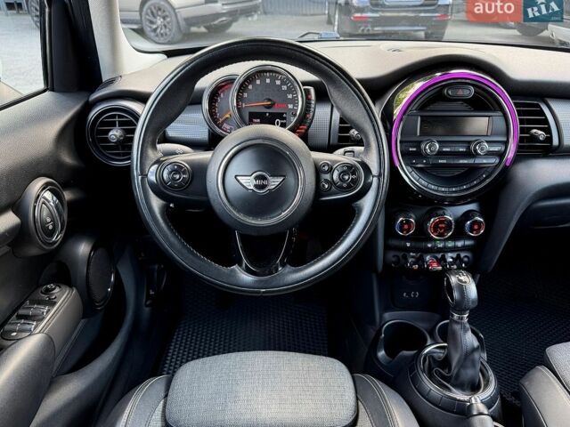 Синій Міні Cooper, об'ємом двигуна 1.5 л та пробігом 126 тис. км за 10500 $, фото 21 на Automoto.ua