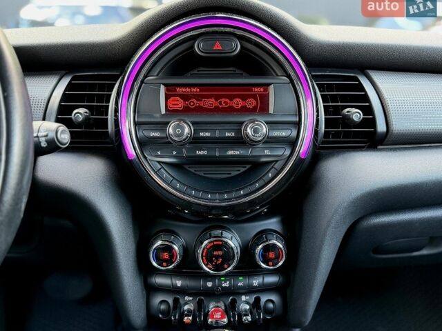 Синій Міні Cooper, об'ємом двигуна 1.5 л та пробігом 126 тис. км за 10500 $, фото 22 на Automoto.ua
