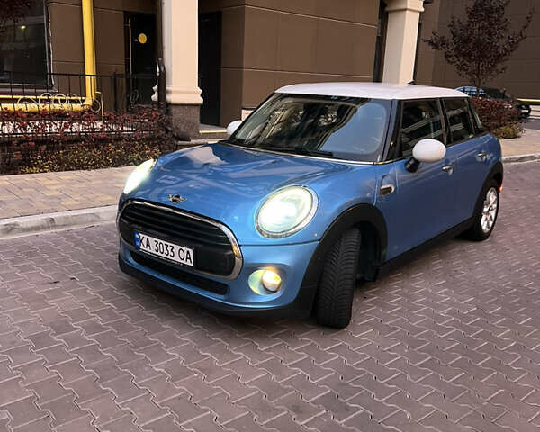Синій Міні Cooper, об'ємом двигуна 1.5 л та пробігом 125 тис. км за 12000 $, фото 2 на Automoto.ua