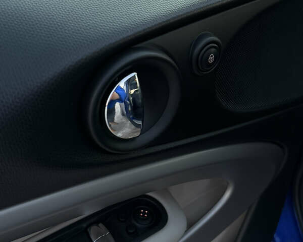 Синій Міні Cooper, об'ємом двигуна 1.6 л та пробігом 105 тис. км за 9300 $, фото 25 на Automoto.ua