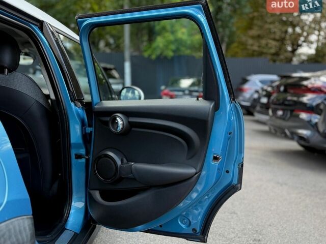 Синій Міні Cooper, об'ємом двигуна 1.5 л та пробігом 126 тис. км за 10500 $, фото 14 на Automoto.ua