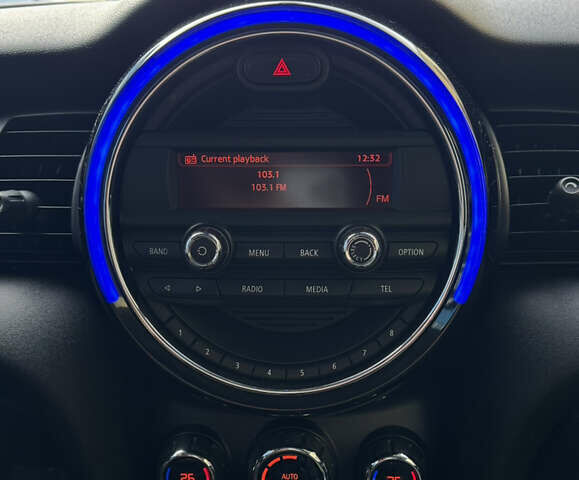 Синий Мини Купер, объемом двигателя 1.5 л и пробегом 158 тыс. км за 8500 $, фото 8 на Automoto.ua