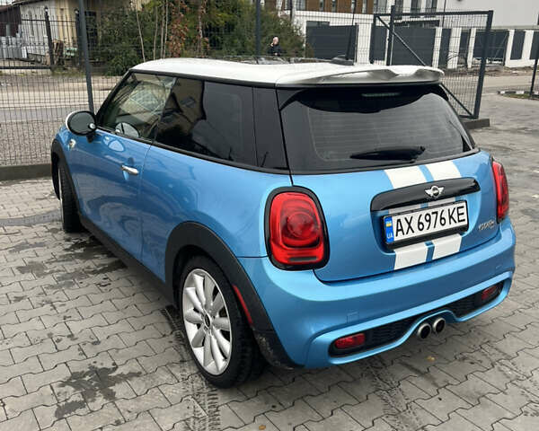 Синій Міні Cooper, об'ємом двигуна 2 л та пробігом 132 тис. км за 13200 $, фото 2 на Automoto.ua
