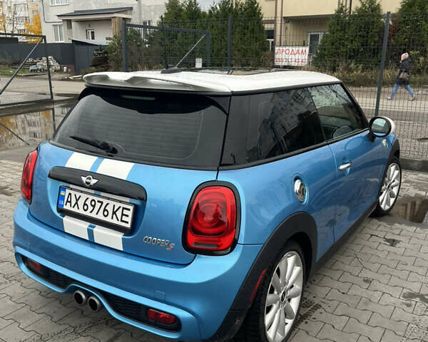 Синій Міні Cooper, об'ємом двигуна 2 л та пробігом 132 тис. км за 13200 $, фото 3 на Automoto.ua