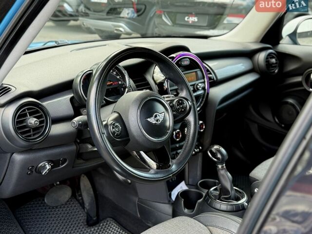 Синій Міні Cooper, об'ємом двигуна 1.5 л та пробігом 126 тис. км за 10500 $, фото 7 на Automoto.ua