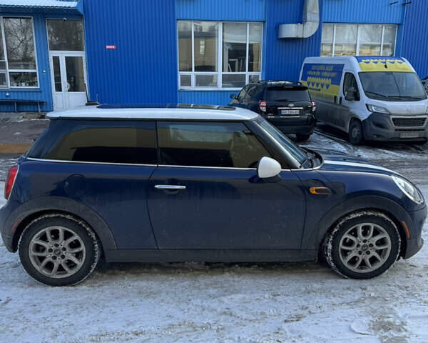 Синий Мини Купер, объемом двигателя 1.5 л и пробегом 158 тыс. км за 8500 $, фото 4 на Automoto.ua