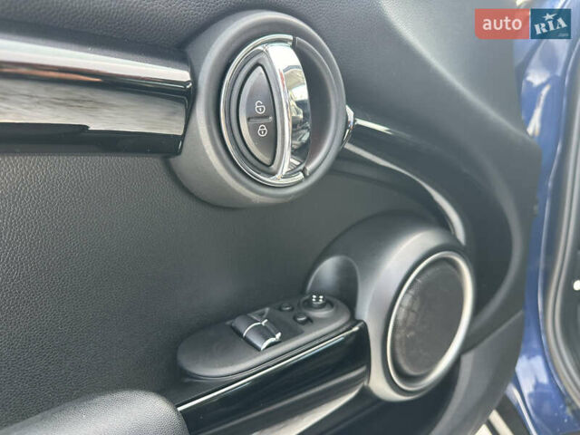 Синій Міні Cooper, об'ємом двигуна 2 л та пробігом 180 тис. км за 13500 $, фото 21 на Automoto.ua