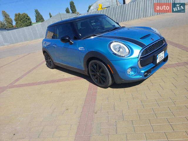 Синій Міні Cooper, об'ємом двигуна 2 л та пробігом 75 тис. км за 13400 $, фото 7 на Automoto.ua