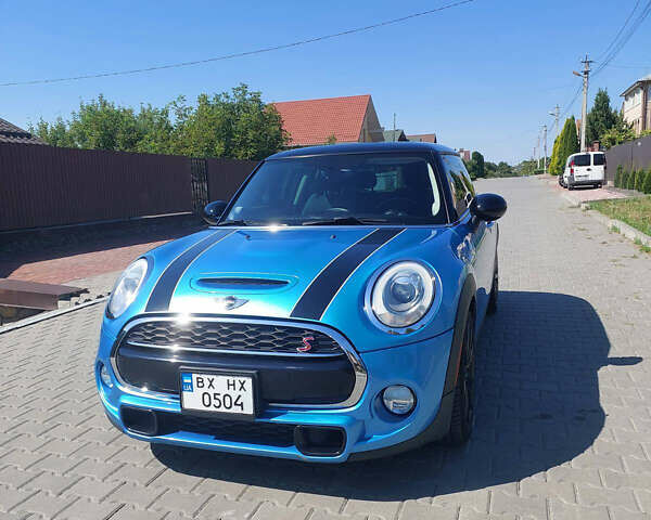 Синій Міні Cooper, об'ємом двигуна 2 л та пробігом 75 тис. км за 13400 $, фото 2 на Automoto.ua
