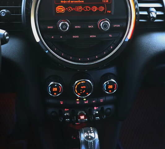 Синий Мини Купер, объемом двигателя 1.5 л и пробегом 128 тыс. км за 11555 $, фото 14 на Automoto.ua