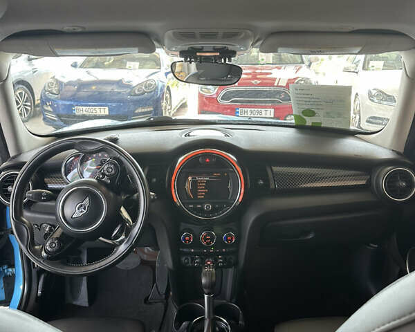 Синий Мини Купер, объемом двигателя 2 л и пробегом 107 тыс. км за 14300 $, фото 13 на Automoto.ua