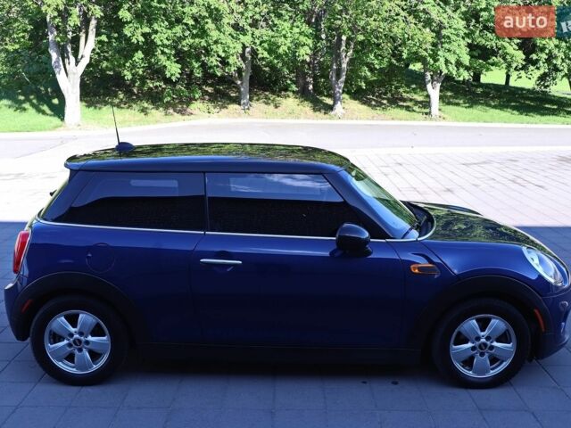 Синий Мини Купер, объемом двигателя 1.5 л и пробегом 128 тыс. км за 9555 $, фото 6 на Automoto.ua