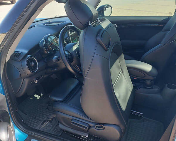Синій Міні Cooper, об'ємом двигуна 2 л та пробігом 75 тис. км за 13400 $, фото 19 на Automoto.ua