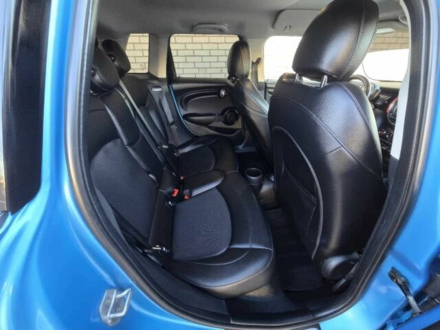 Синій Міні Cooper, об'ємом двигуна 1.5 л та пробігом 75 тис. км за 5300 $, фото 10 на Automoto.ua
