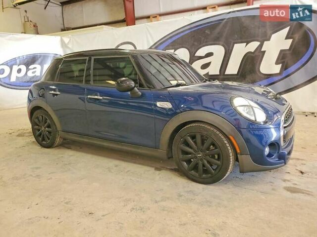 Синій Міні Cooper, об'ємом двигуна 2 л та пробігом 176 тис. км за 1600 $, фото 3 на Automoto.ua