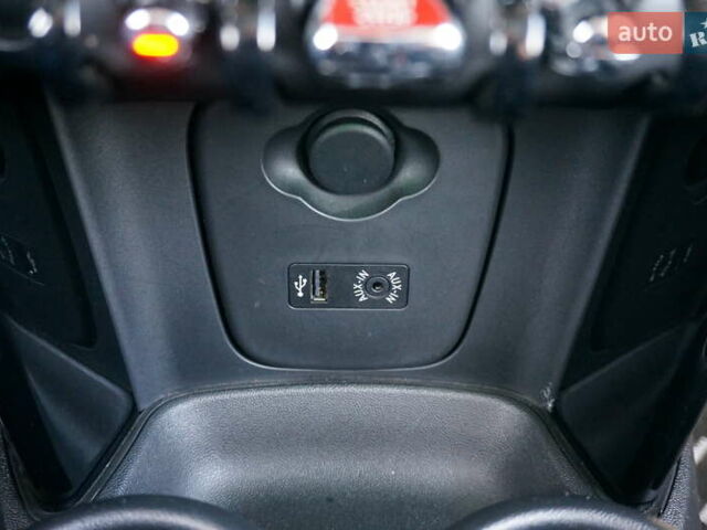 Мини Купер 2016 в Одессе на Automoto.ua Синий Мини Купер, объемом двигателя 2 л и пробегом 52 тыс. км за 15900 $, фото 52 на Automoto.ua