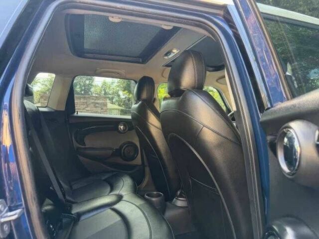 Синій Міні Cooper, об'ємом двигуна 2 л та пробігом 77 тис. км за 3358 $, фото 10 на Automoto.ua