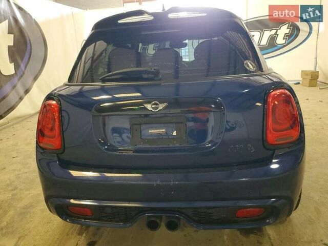 Синій Міні Cooper, об'ємом двигуна 2 л та пробігом 176 тис. км за 1600 $, фото 5 на Automoto.ua