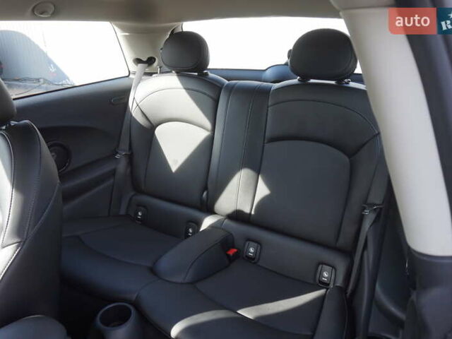 Мини Купер 2016 в Одессе на Automoto.ua Синий Мини Купер, объемом двигателя 2 л и пробегом 52 тыс. км за 15900 $, фото 24 на Automoto.ua