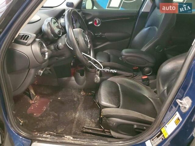 Синій Міні Cooper, об'ємом двигуна 2 л та пробігом 176 тис. км за 1600 $, фото 6 на Automoto.ua