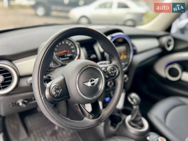 Синий Мини Купер, объемом двигателя 1.5 л и пробегом 50 тыс. км за 13600 $, фото 24 на Automoto.ua