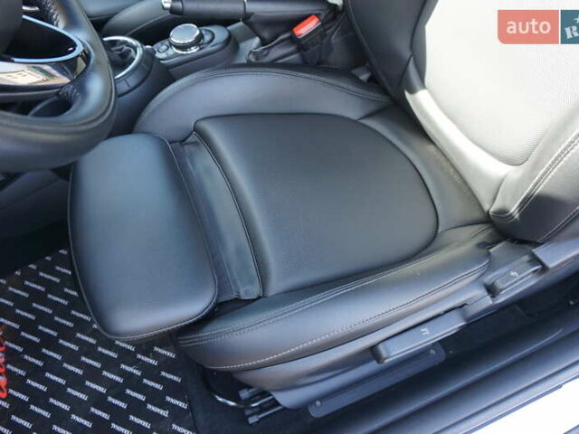 Мини Купер 2016 в Одессе на Automoto.ua Синий Мини Купер, объемом двигателя 2 л и пробегом 52 тыс. км за 15900 $, фото 22 на Automoto.ua