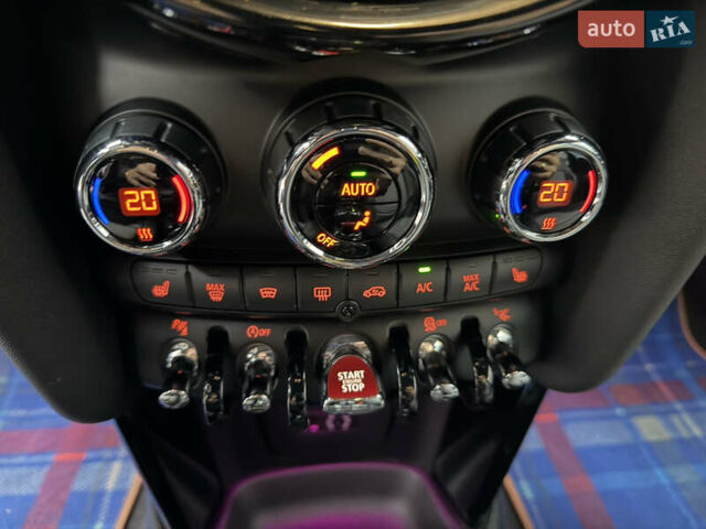 Синій Міні Cooper, об'ємом двигуна 2 л та пробігом 75 тис. км за 19900 $, фото 73 на Automoto.ua