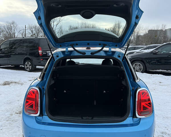 Синій Міні Cooper, об'ємом двигуна 2 л та пробігом 77 тис. км за 18800 $, фото 19 на Automoto.ua