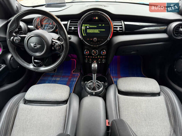 Синій Міні Cooper, об'ємом двигуна 2 л та пробігом 75 тис. км за 19900 $, фото 57 на Automoto.ua