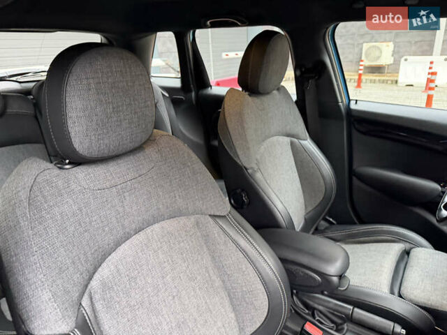 Синій Міні Cooper, об'ємом двигуна 2 л та пробігом 75 тис. км за 19900 $, фото 62 на Automoto.ua