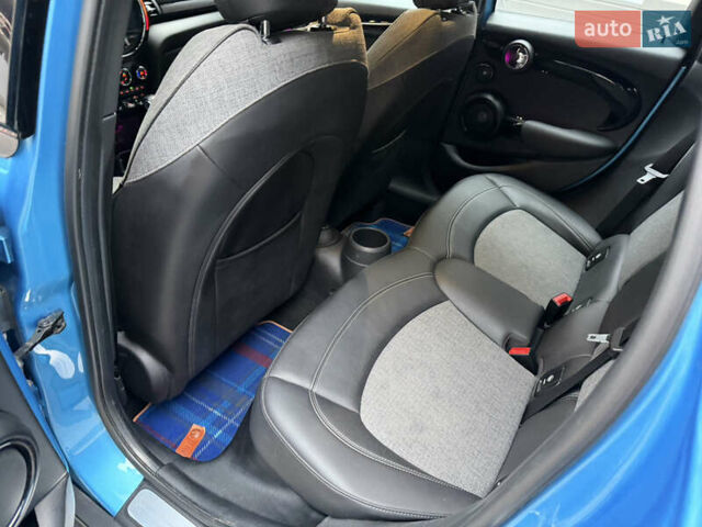 Синій Міні Cooper, об'ємом двигуна 2 л та пробігом 75 тис. км за 19900 $, фото 52 на Automoto.ua
