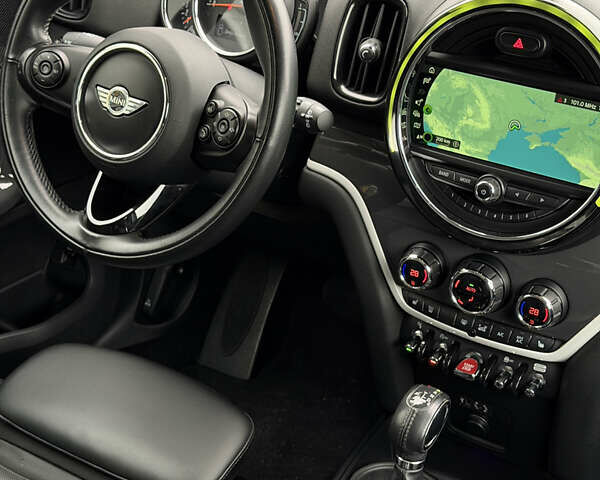 Синій Міні Cooper, об'ємом двигуна 2 л та пробігом 69 тис. км за 18000 $, фото 10 на Automoto.ua